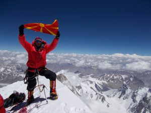 K2 and the Invisible Footmen